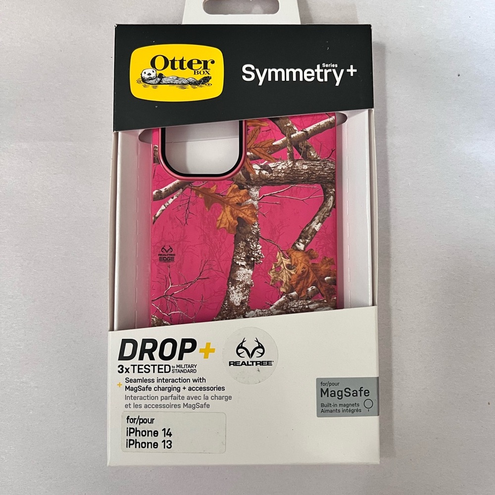 Realtree Pink Camo iPhone 14/13 Case